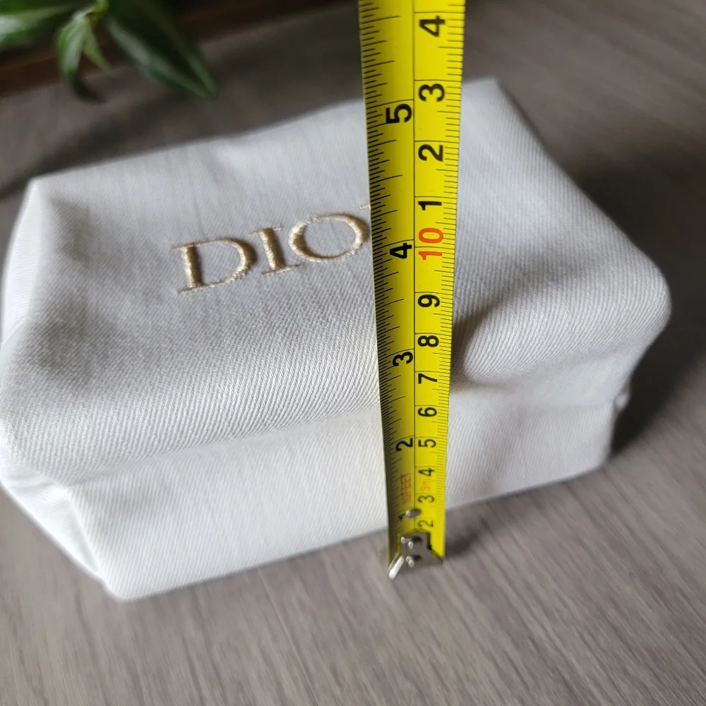 Flash Sale🎉 Authentic Dior White Cosmetic Pouch